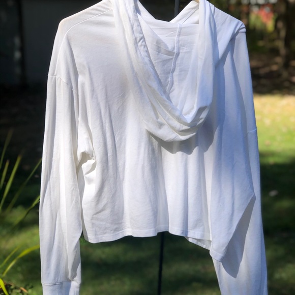 NEW Hollister crop hoodie - Picture 3 of 3